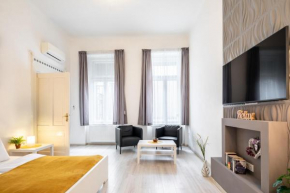 New, high quality apartment in the city center